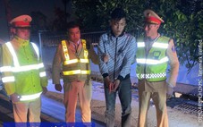 Phê ma túy, tài xế không chấp hành hiệu lệnh, ép xe cảnh sát để bỏ chạy