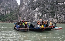 Triệt phá xới bạc 'khủng' trên vịnh Hạ Long