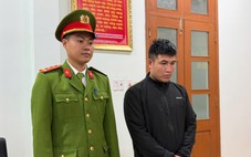 Bắt tạm giam người dùng đũa đâm tài xế taxi khi xe đang chạy