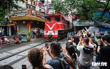 Hà Nội đề xuất dừng chạy tàu qua tuyến 'cà phê đường tàu' để chỉnh trang, tái thiết phố cổ