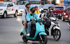 TP.HCM thống nhất chủ trương lắp tủ đổi pin xe máy điện trên vỉa hè