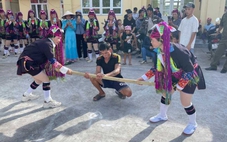 Quảng Ninh hỗ trợ mỗi thôn, tổ dân phố 10 triệu đồng đón Tết