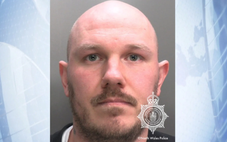 Anh lần đầu xét xử vụ bán 'hóa chất hỗ trợ tự tử' qua mạng