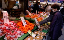 Lương thực tế tại Nhật Bản giảm 11 tháng liên tiếp