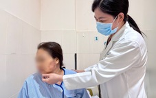 Nhập viện do trị nhức mỏi bằng chích lể, giác hơi