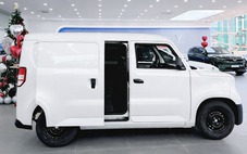 VinFast EC Van bản mới nhận cọc: Giá dự kiến 325 triệu đồng, thêm cửa lùa, có thể bán sau Tết