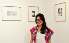 Với camera của điện thoại, nữ giảng viên đi tìm vẻ đẹp của Thiên Di