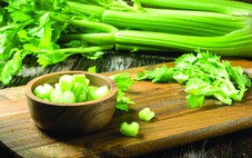 Ngày càng nhiều người chọn uống nước ép rau, vì sao?
