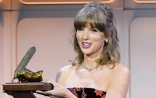 Taylor Swift lập kỷ lục tại Đại sảnh Danh vọng Nhạc sĩ Nashville