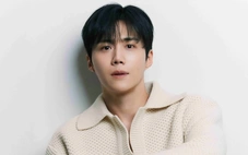 Kim Seon Ho vướng nghi vấn trốn thuế như Cha Eun Woo