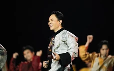 Binz tự vấn về sự thay đổi của chính mình trong ca khúc 'Gọi anh dậy'