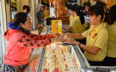 Vàng SJC thế giới tái lập mốc 5.000 USD/ounce, trong nước 181 triệu đồng/lượng