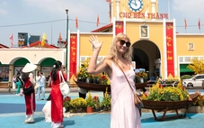 Sôi động du lịch Tết