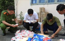 Phá đường dây sản xuất bột ngọt, nước mắm, bột giặt giả  ở TP.HCM