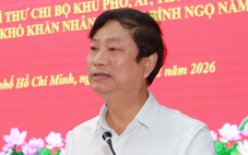 TP.HCM tặng quà Tết tới bí thư chi bộ khu phố tại phường Bình Dương