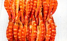 Tôm khô móng chim Cà Mau vượt mốc 2,2 triệu đồng/kg