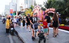 Biển đảo Nha Trang sôi động đầu xuân, tour đoàn rộ từ sau mồng 6