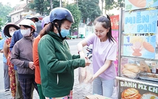 Bánh mì 0 đồng và cô giáo lớp tình thương