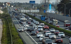Mùng 4 Tết: Xử lý 8.241 tài xế vi phạm; Hà Nội bắt đầu ùn tắc ở cửa ngõ