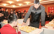 Dự siêu giải cờ tướng, Lại Lý Huynh được xếp ngang 2 'đại tông sư' Trung Quốc