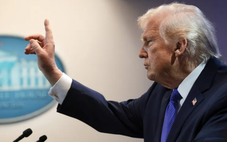 Bị tòa bác bỏ, thuế quan của ông Trump thêm mất lòng dân