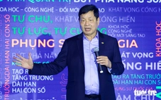 Vì sao khối ngoại đột ngột bán ròng 2.589 tỉ đồng cổ phiếu FPT chỉ sau 2 phiên?