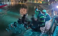 Lực lượng cứu nạn cứu hộ tìm thấy 2 thi thể dưới Kênh Tàu Hủ