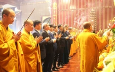 Yên Tử khai hội di sản, cầu bình an và thịnh vượng tới nhân dân