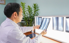 Niềm vui Ngày Thầy thuốc Việt Nam 27-2: Kỳ tích điều trị thành công cho trẻ mắc ung thư phức tạp