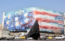 Trung Quốc kêu gọi công dân rời Iran 'sớm nhất có thể' giữa nguy cơ Mỹ không kích