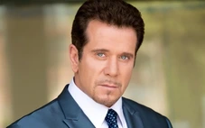 Một diễn viên qua đời ở tuổi 62 vì hỏa hoạn ở Mỹ