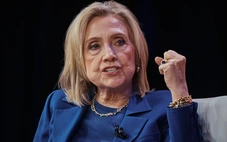 Bà Clinton nói gì trong phiên điều trần trước quốc hội về tỉ phú ấu dâm Epstein?