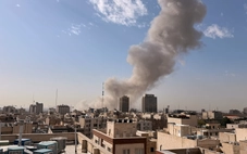 NÓNG: Israel tuyên bố tấn công Iran, nổ lớn ở Tehran