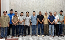 Truy tố 12 bảo vệ Khu Công nghệ cao 'bán đường' cho xe tải vào giờ cấm