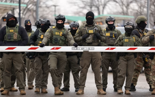 Sau vụ bắn người biểu tình, Mỹ yêu cầu sĩ quan đeo camera gắn trên người