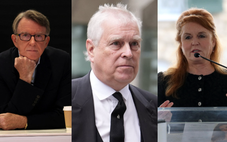 Từ hoàng gia đến Thượng viện: Nước Anh chao đảo vì hồ sơ Epstein