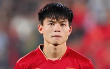 Cựu tuyển thủ U23 Việt Nam Hồ Văn Cường chấn thương nặng