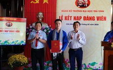 Đại học Trà Vinh tổ chức lễ kết nạp Đảng viên cho 24 sinh viên
