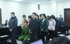 'Bà trùm' buôn lậu 546kg vàng từ Trung Quốc vào Việt Nam bị đề nghị mức án 12-13 năm tù