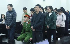 'Bà trùm' lãnh 10 năm tù vụ giấu 546kg vàng trong giày, quấn quanh người đưa về Việt Nam