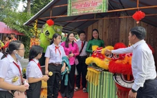 Cần Thơ khai mạc Sắc xuân miệt vườn và Công viên sách xuân