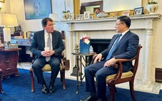 Quyền Bộ trưởng Lê Mạnh Hùng đề nghị hướng tới sớm kết thúc đàm phán thuế đối ứng tại Mỹ