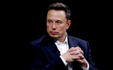 Tỉ phú Elon Musk thành người đầu tiên trên hành tinh sở hữu khối tài sản 850 tỉ USD