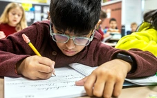 Chương trình rèn chữ viết tay ‘hồi sinh’ ở các trường học Phương Tây