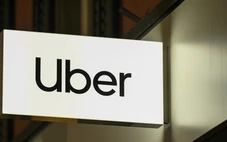 Uber bị buộc bồi thường 8,5 triệu USD do tài xế xâm hại hành khách