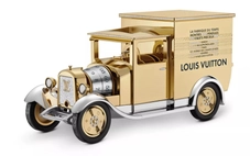 Louis Vuitton làm xe ô tô đắt hơn cả mua nhà