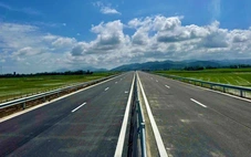 Đẩy nhanh tiến độ, thông xe 36km đầu tiên cao tốc Chí Thạnh - Vân Phong trước 15-2