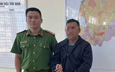 Đang nhậu, đòi mua rượu uống tiếp bị vợ ngăn cản, chồng tạt xăng đốt vợ