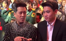 Trường Giang khuyên Đình Bắc: Cầu thủ muốn thành công thì phải tránh xa showbiz?
