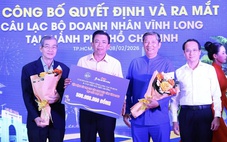 Trao tặng hơn 500 triệu đồng cho tân sinh viên Vĩnh Long vượt khó, học giỏi